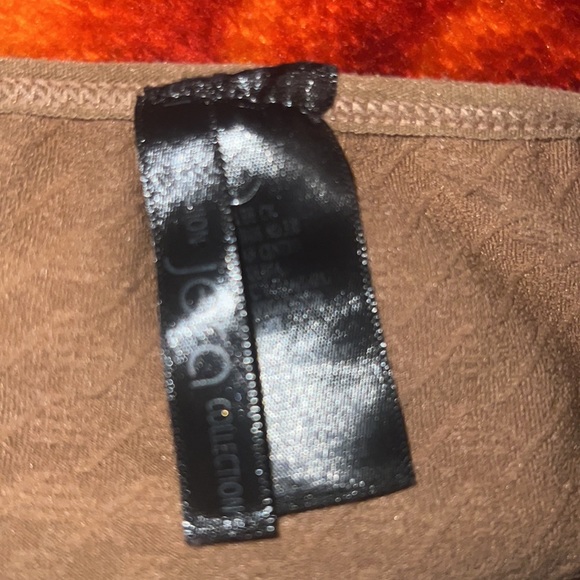 Shirt - Picture 2 of 3